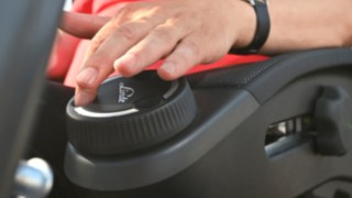 Das Mini Wheel ist eines der beiden Optionen der Linde Steer Control