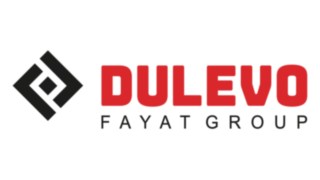 Schwarzer Würfel links, Dulevo in rot geschrieben, darunter in schwarz Fayat Group, Logo der Kehrmaschinenmarke