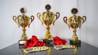 StaplerCup Pokale 2026 auf Siegerpodest