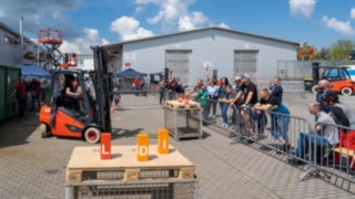 StaplerCup Parcours Holzklötzer 