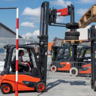 StaplerCup Parcours Reifenstapeln 