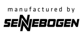 Firmen Logo Sennebogen, Schrift in weiss auf grünen Hintergrund